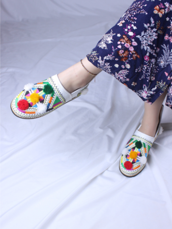 Idoukan Classiques à Pompons