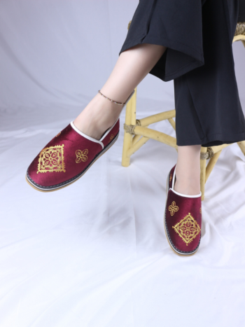 Idoukan velours brodé